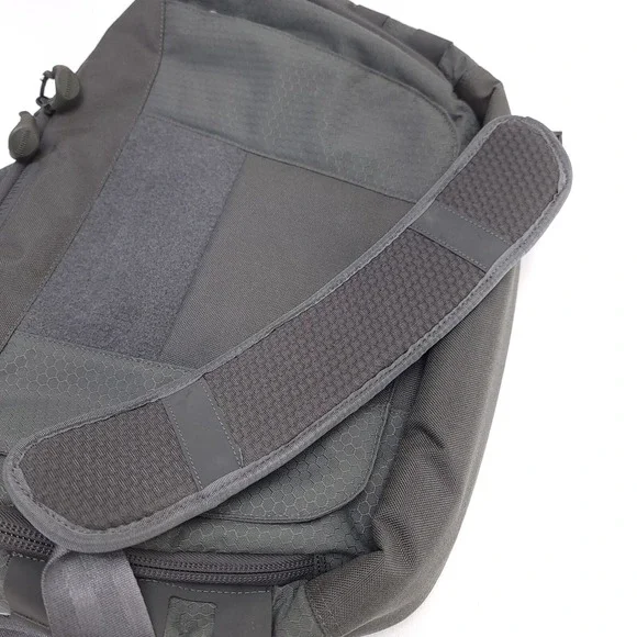 Maxpedition AGR Tactical Skyvale EDC Messenger Ripstop Military Laptop Bag Gray Duffel Bags